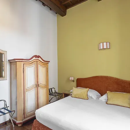 Residenza Della Signoria 3* פירנצה